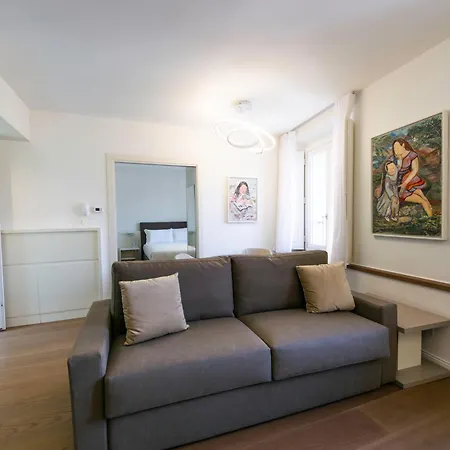 Palace Apartment