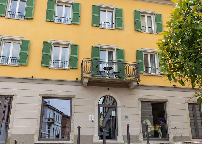 Apartamento Palace Arona