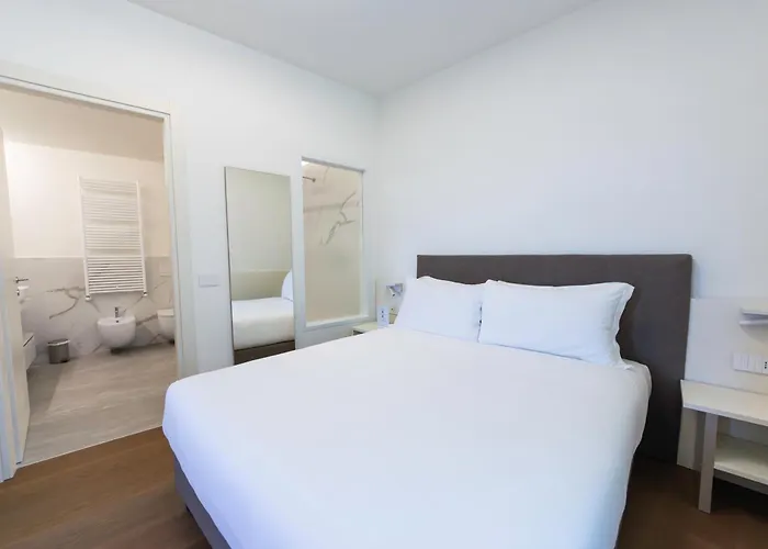 Апартаменты Palace Арона